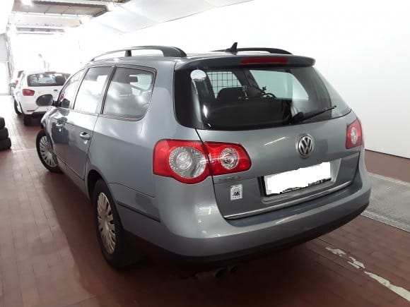 VW Passat Variant 2,0 TDI “Trendline” 2009 Rate