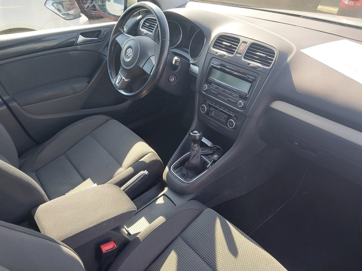 VW Golf 1,6 “Comfortline” Benzina