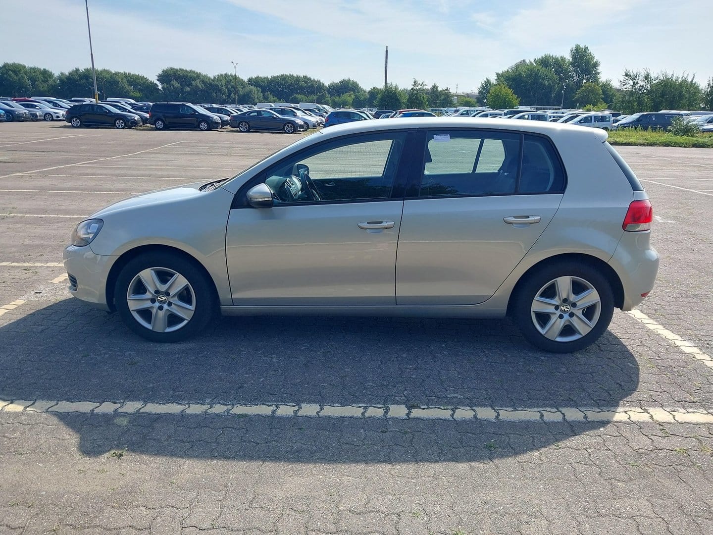 VW Golf 1,6 “Comfortline” Benzina