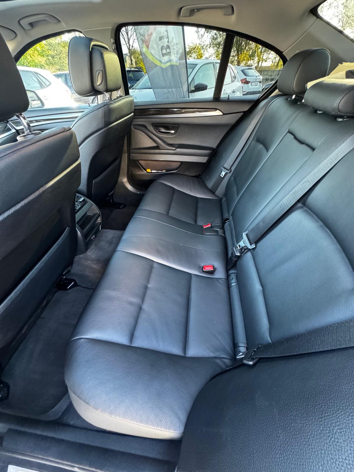 BMW 520 d Sportautomatic (F10)